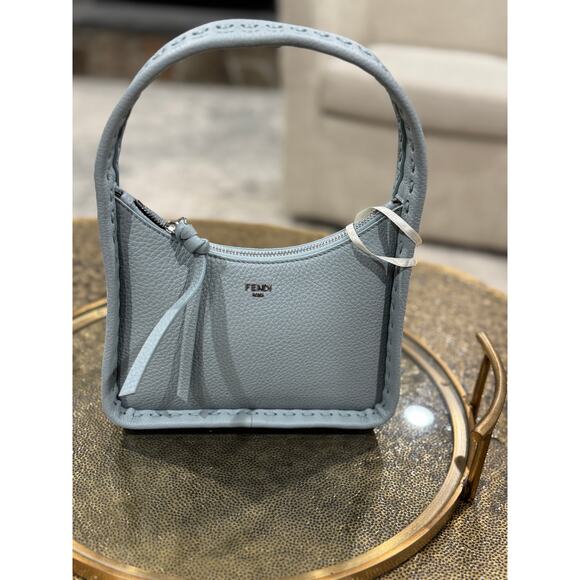 Fendi Mini Fendessence Logo Plaque Tote Bag NWT - Picture 13 of 13